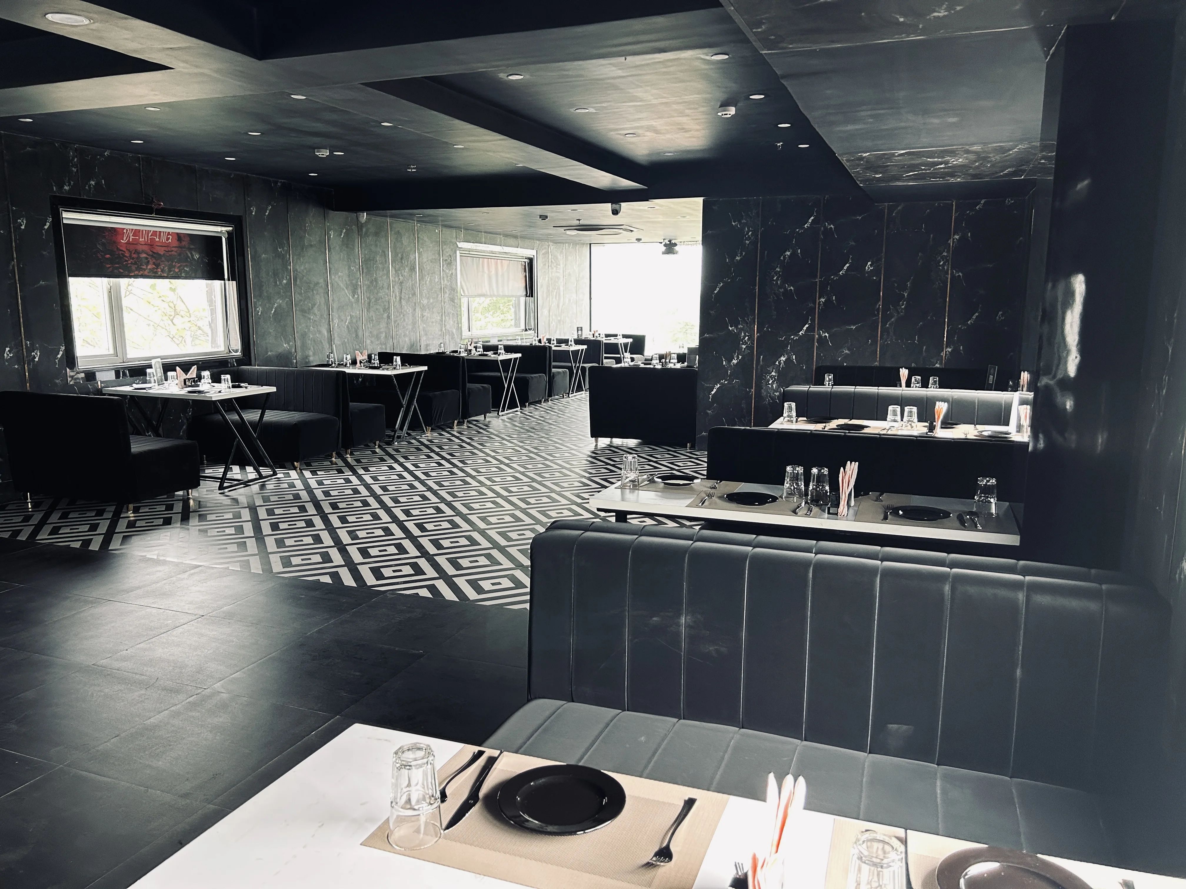 Premium Bar and Lounge
