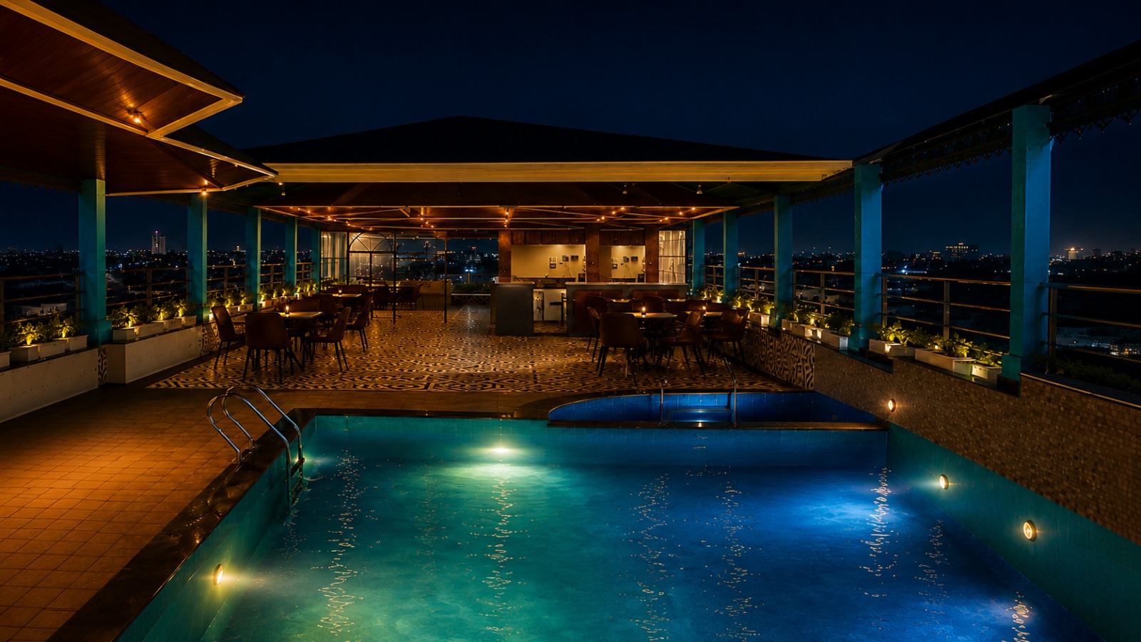 Rooftop Pool and Bar