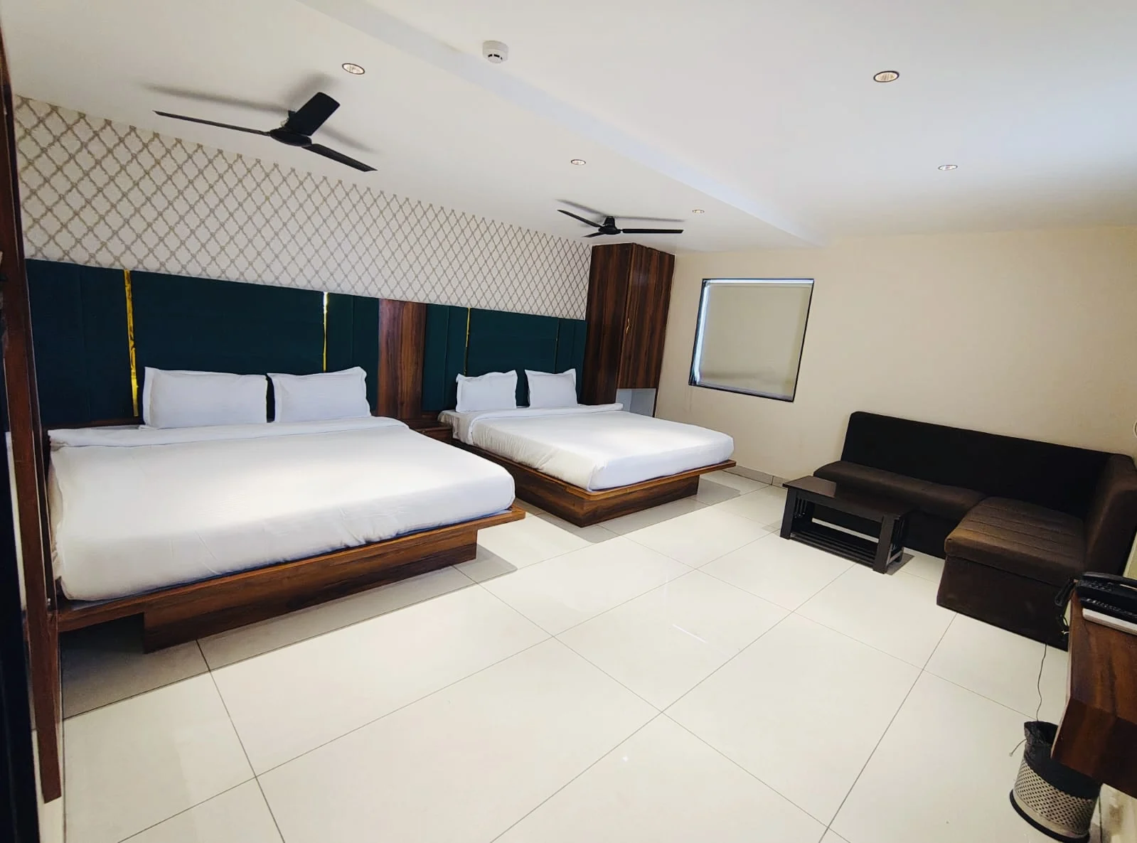 Premium Deluxe Room